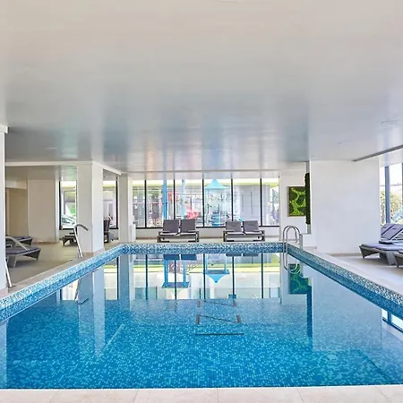 Fancy In N Pool *
