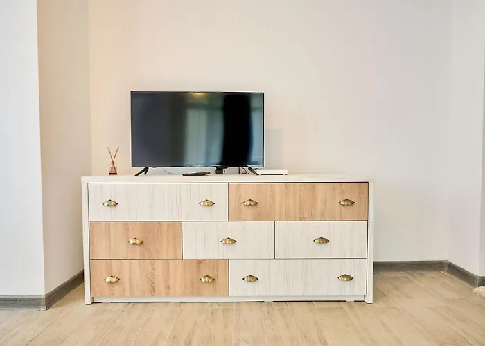 Fancy In N Pool شقة *